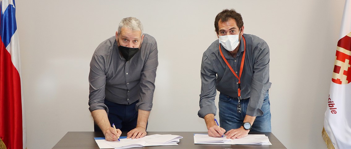 Para apoyo académico, prácticas profesionales y colaboración técnica la Academia firma convenio con Municipalidad de Huechuraba