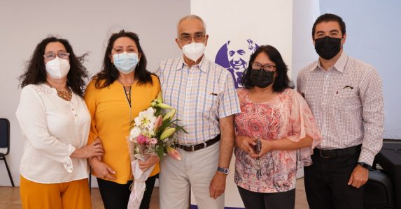 En Patio Azul de Campus Condell comunidad UAHC despide con gratitud y emoción a funcionarios/as que dejan la Academia