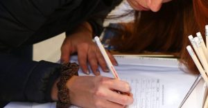 Para profesores y estudiantes UAHC postula hasta el 3 de julio a las becas del Banco Santander para movilidad internacional