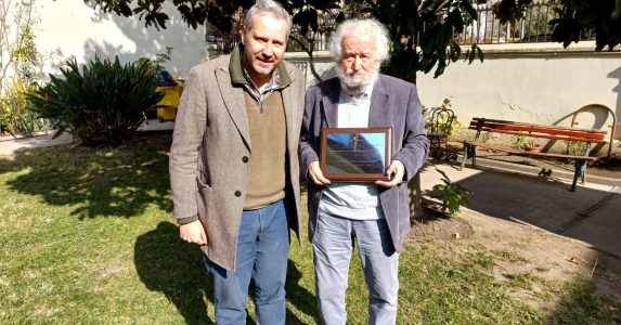 En 9° encuentro regional CLACSO entrega distinción al sociólogo y profesor UAHC Tomás Moulián por su histórico trabajo en las ciencias sociales