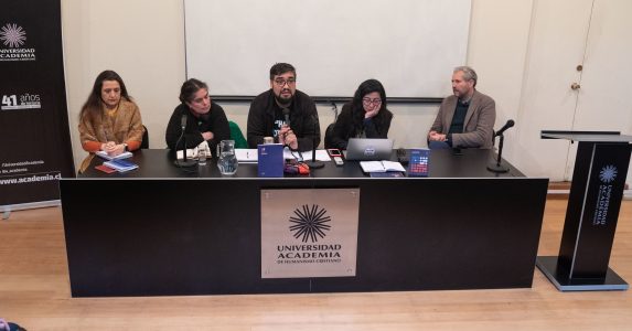 A semanas de plebiscito de salida Ex convencionales Tania Madriaga y Manuel Woldarsky proponen acercamiento al borrador de nueva Constitución para la ciudadanía