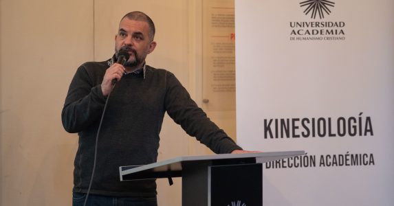 Inauguración del año académico de Kinesiología Ex Pdte. del Colegio de Kinesiólogos destaca la importancia de la disciplina en el contexto postpandémico