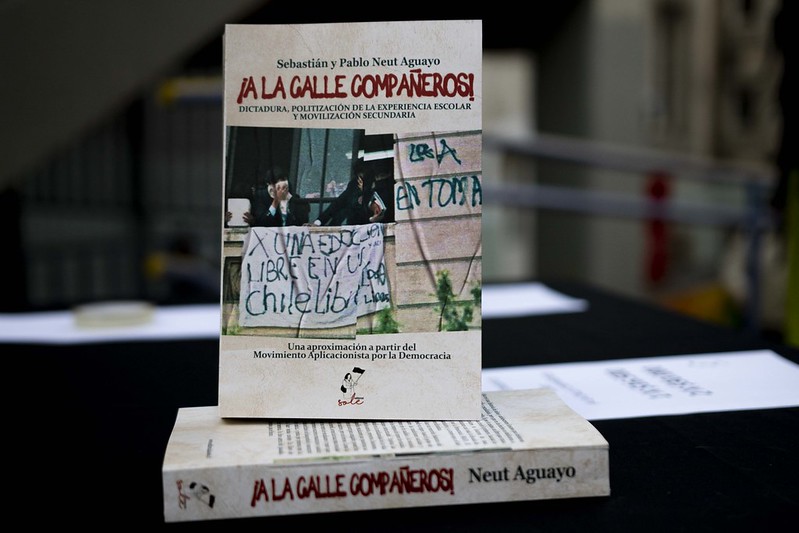 Presentado por Pedagogía en Educ. Básica Libro reconstruye historias desconocidas de la movilización secundaria contra la dictadura de Pinochet