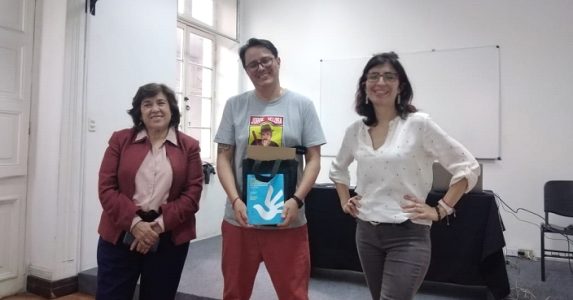 Organizados por Pedagogía en Educ. Básica Encuentros con docente colombiano permiten contrastar realidades y desafíos de la docencia en A. Latina