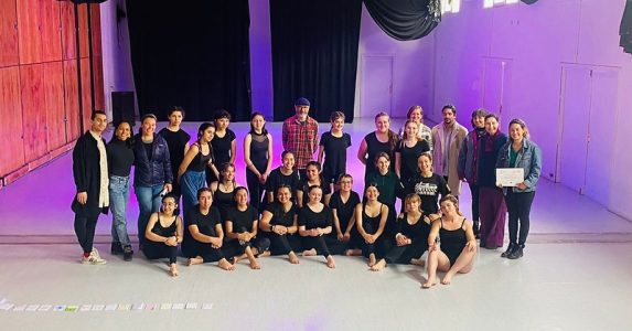 Parte de Servicios Comunitarios DIVIM Programa de Formación en Danza, PROFOD, realizó su ceremonia de cierre con jóvenes de Limache, Villarrica y San Bernardo