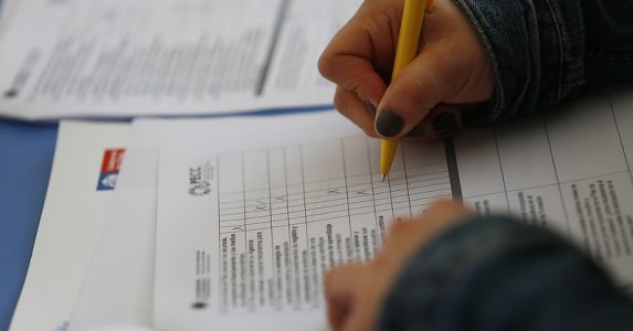 Escuela de Ciencia Política UAHC Concurso de Ensayo “Luz, Cámara y… Poder”, extiende plazo de recepción de ensayos: 30 de diciembre