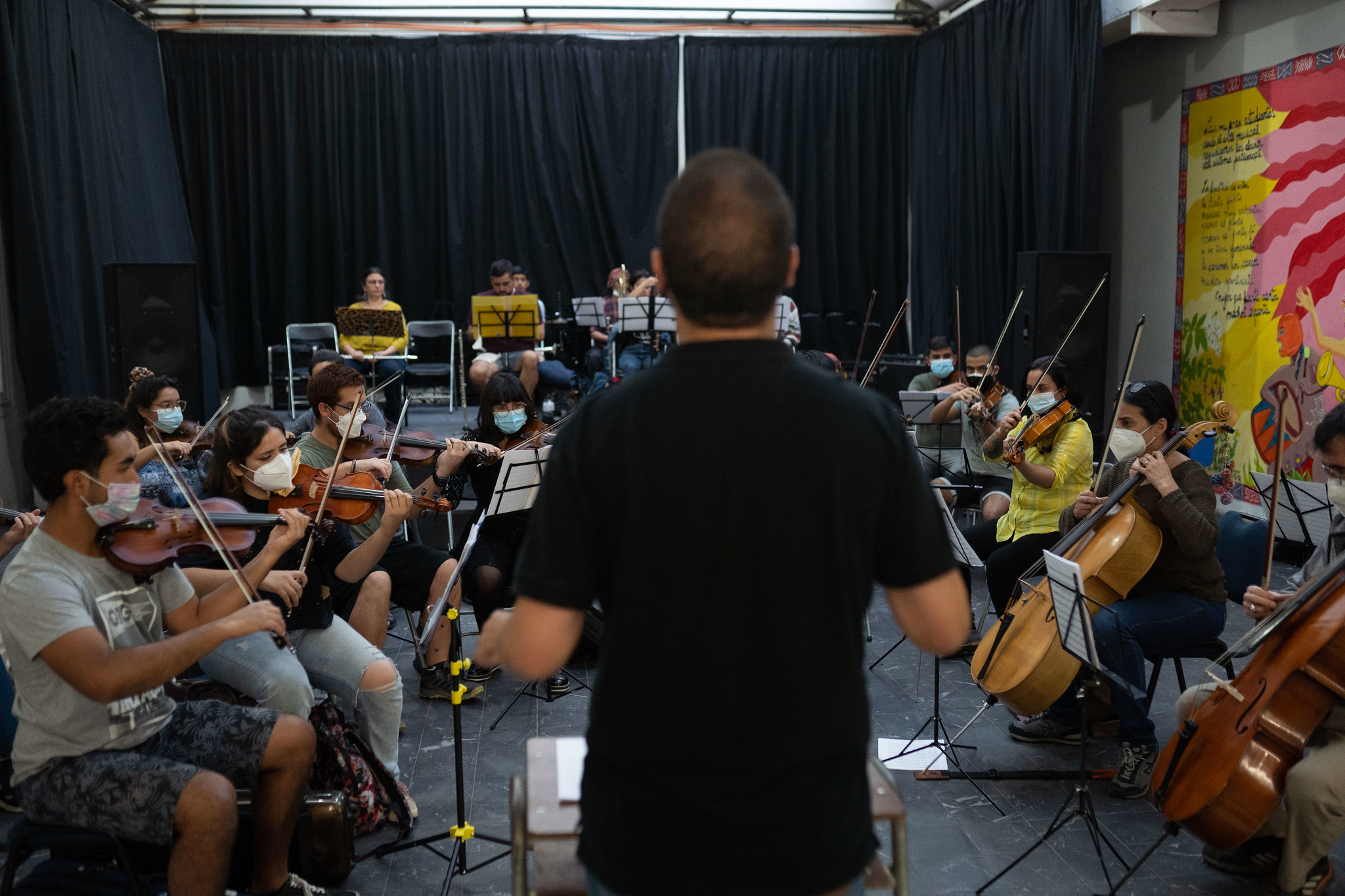 Para realización de prácticas y presentaciones convenio entre DIVIM y Corporación Cultural Eufonía formaliza creación de la Orquesta Sinfónica UAHC
