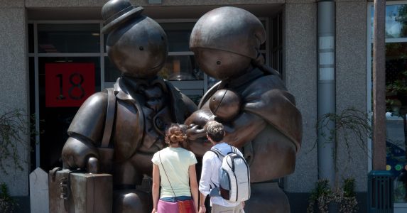 En Universidad de Caldas, Colombia Profesora de Sociología UAHC presenta avances de publicación sobre fenómeno de la familia transnacional