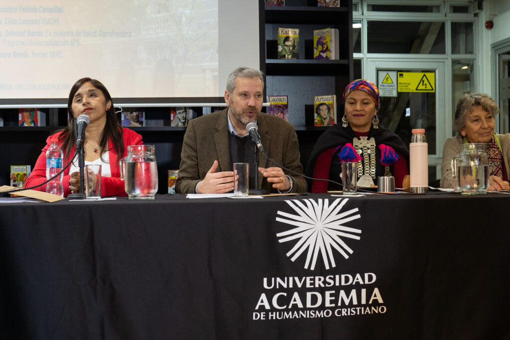 Inauguración de la sede Salvador Sanfuentes de la UAHC fue espacio de diálogo sobre perspectivas en torno a salud comunitaria y un enfoque intercultural de las disciplinas