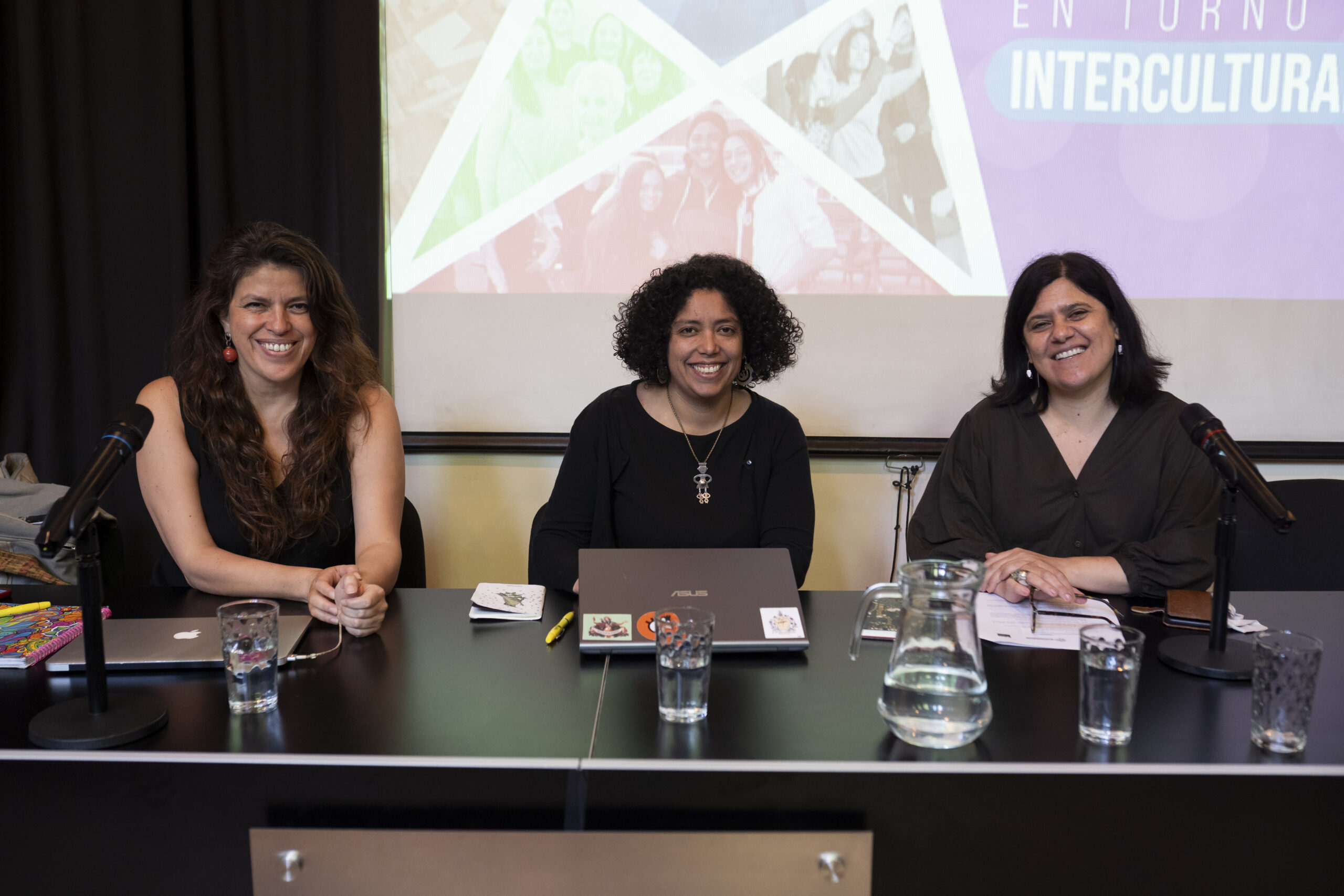 Seminario internacional en la Academia propone búsqueda de enfoque común para abordar la interculturalidad en la educación superior