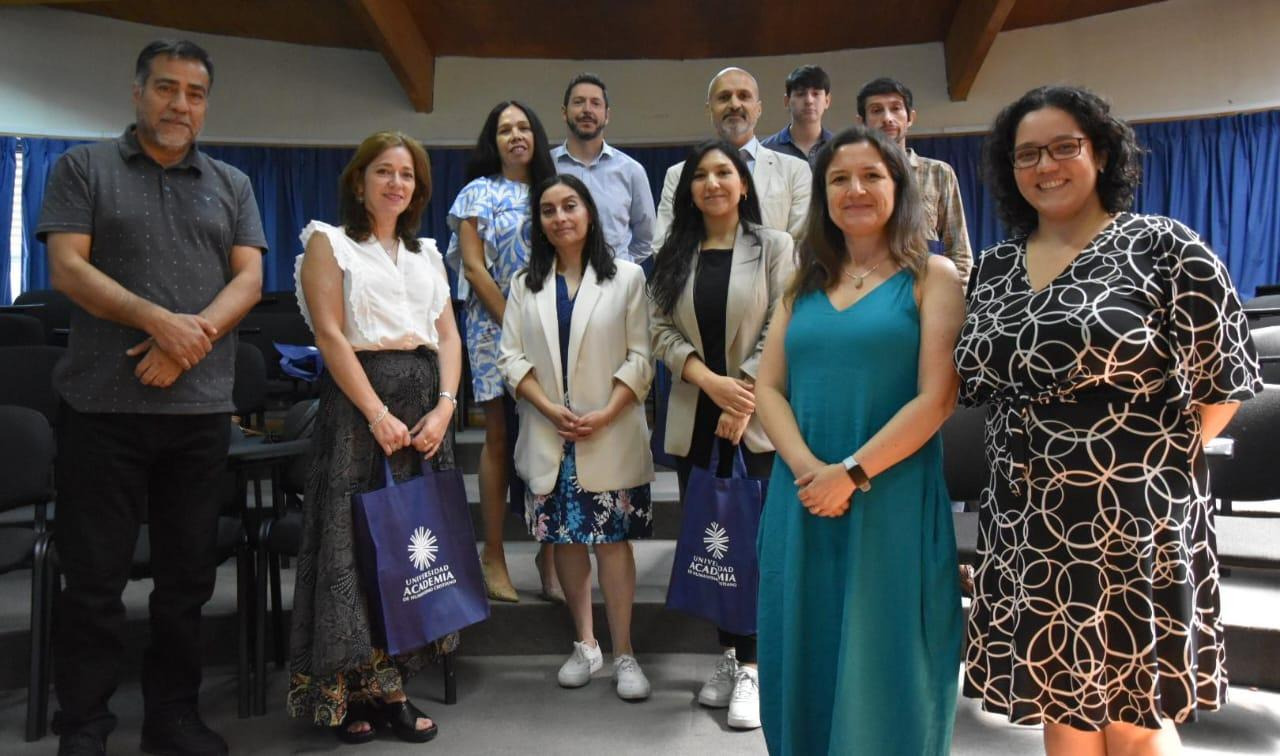 Encuentro con empleadores/as y responsables de centros de práctica releva aportes de estudiantes de la Esc. de Ciencia Política, Gobierno y Gestión Pública UAHC