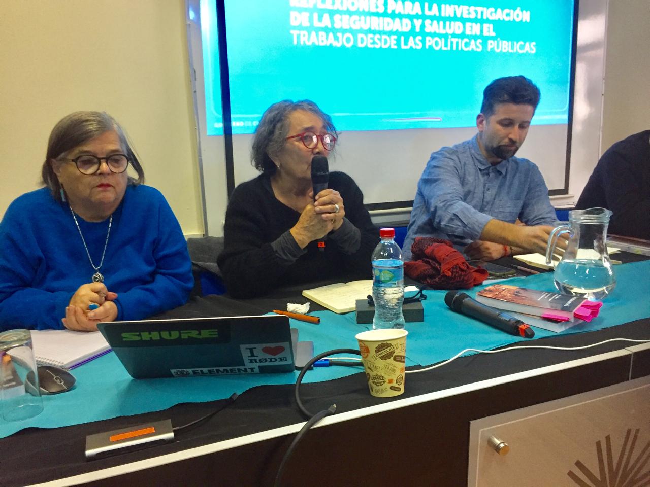 Presentación de libro coeditado por docente UAcademia abre debate sobre medidas para enfrentar el fenómeno de la precarización laboral