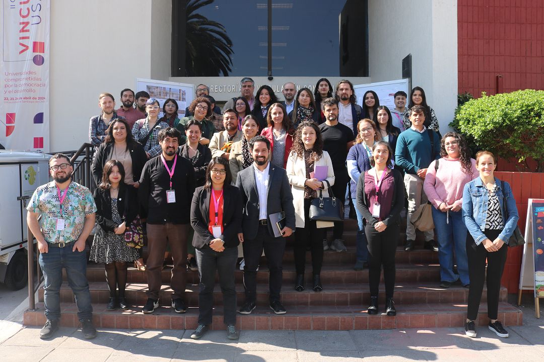 Representantes de la UAcademia exponen en congreso nacional sobre vinculación con el medio