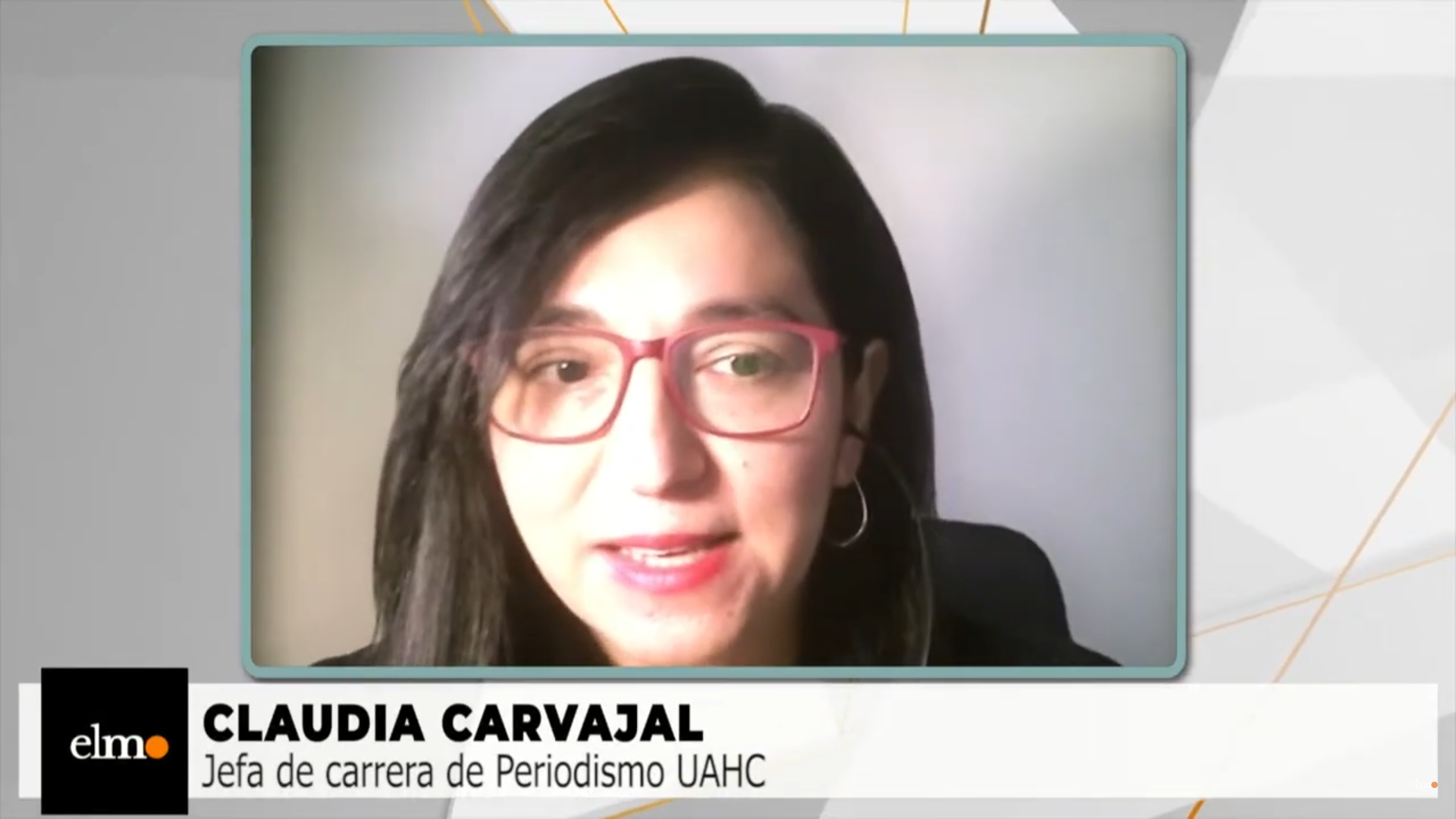 Jefa de Periodismo de la Universidad analiza en “Juntos y Revueltos” proyecto de elecciones y disputa entre Gobierno y el PC