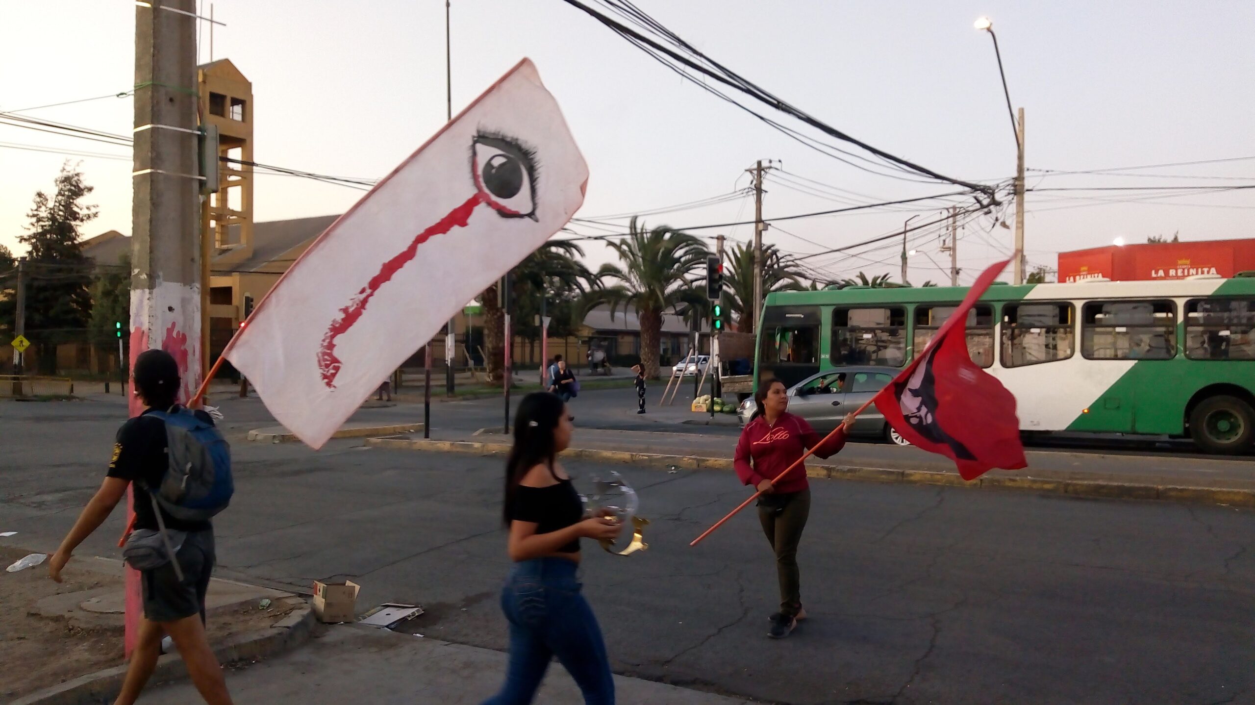 Columna de opinión, “A 5 años del estallido social: Aún estamos en peligro”
