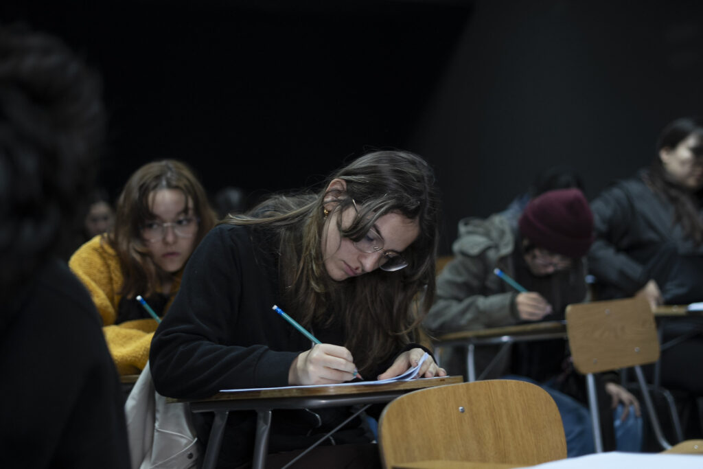 Gratuitos y online: La UAcademia invita a estudiantes secundarios/as a participar en los Ensayos PAES 2024