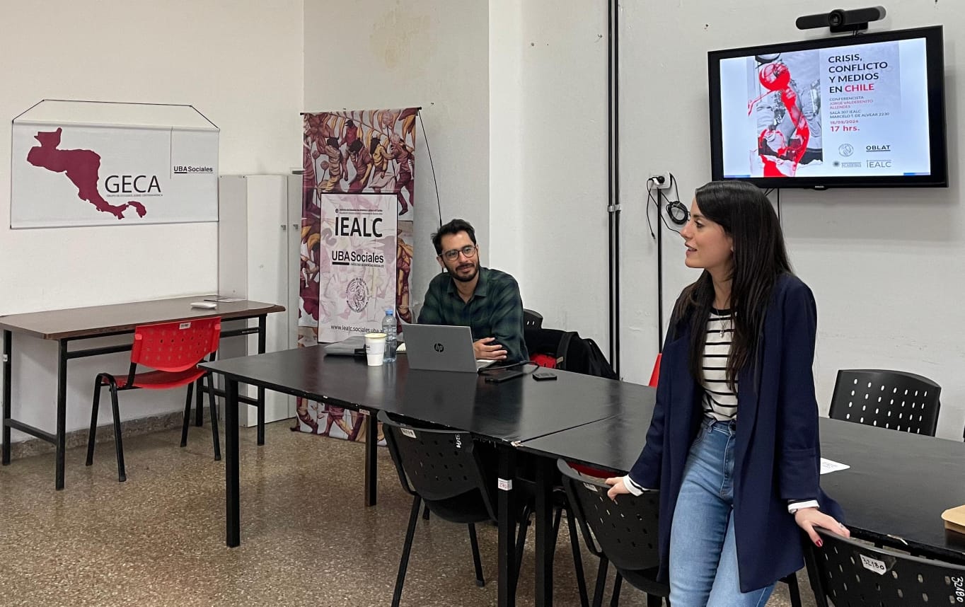Docente de la FACSE expone en Universidad de Buenos Aires sobre abordaje mediático de las crisis y conflictos en Chile