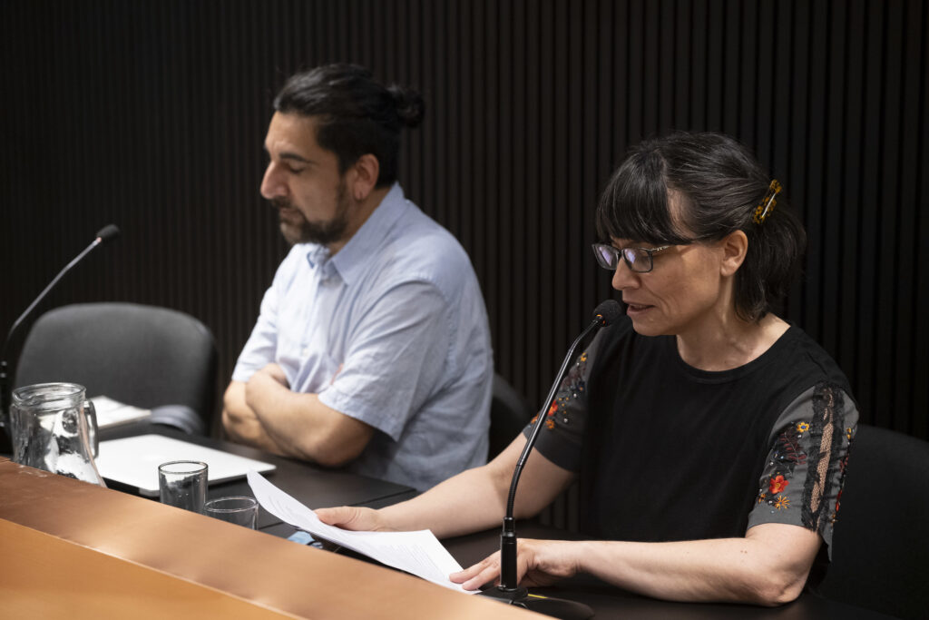 Simposio en la UAcademia destaca facetas del trabajo de Noam Chomsky en la defensa de los DDHH