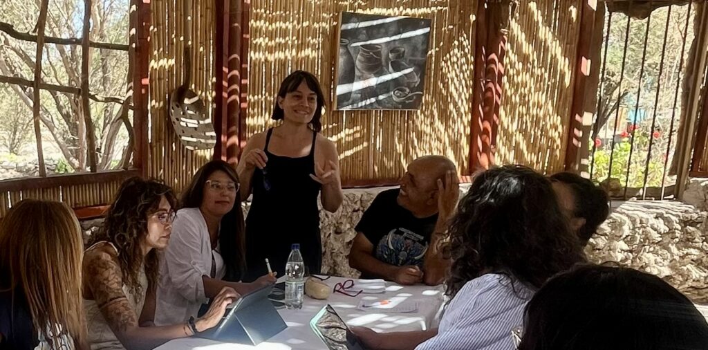 Docente UAcademia participa en operativo con la UNAP en campamento de Alto Hospicio