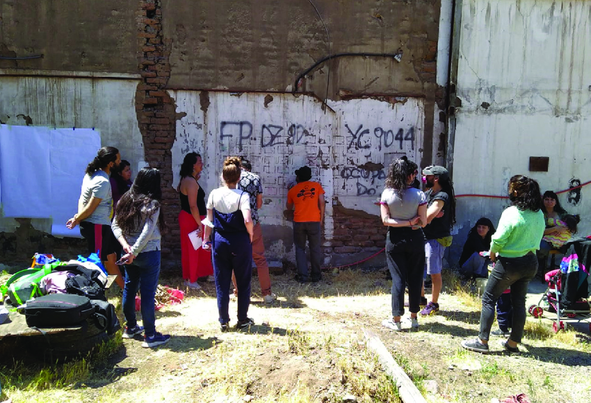 Convocatoria e estudiantes de Arquitectura a Taller Participativo con Cooperativa de Vivienda Yungay