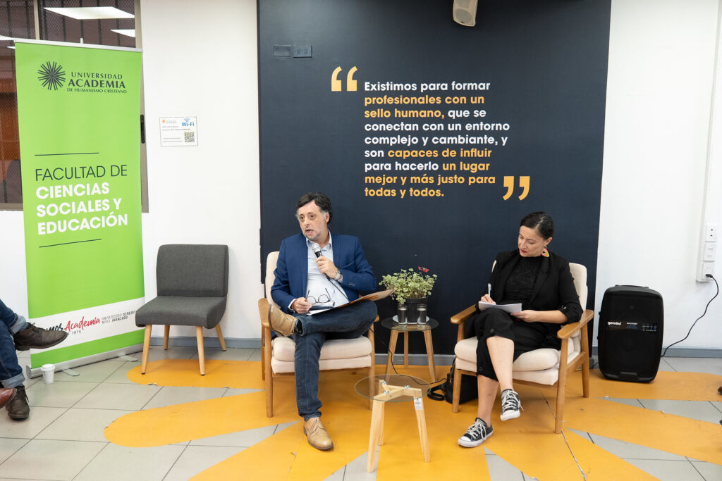En inauguración del año académico 2025, decano de la FACSE releva rol crítico y transformador de las ciencias sociales y las pedagogías