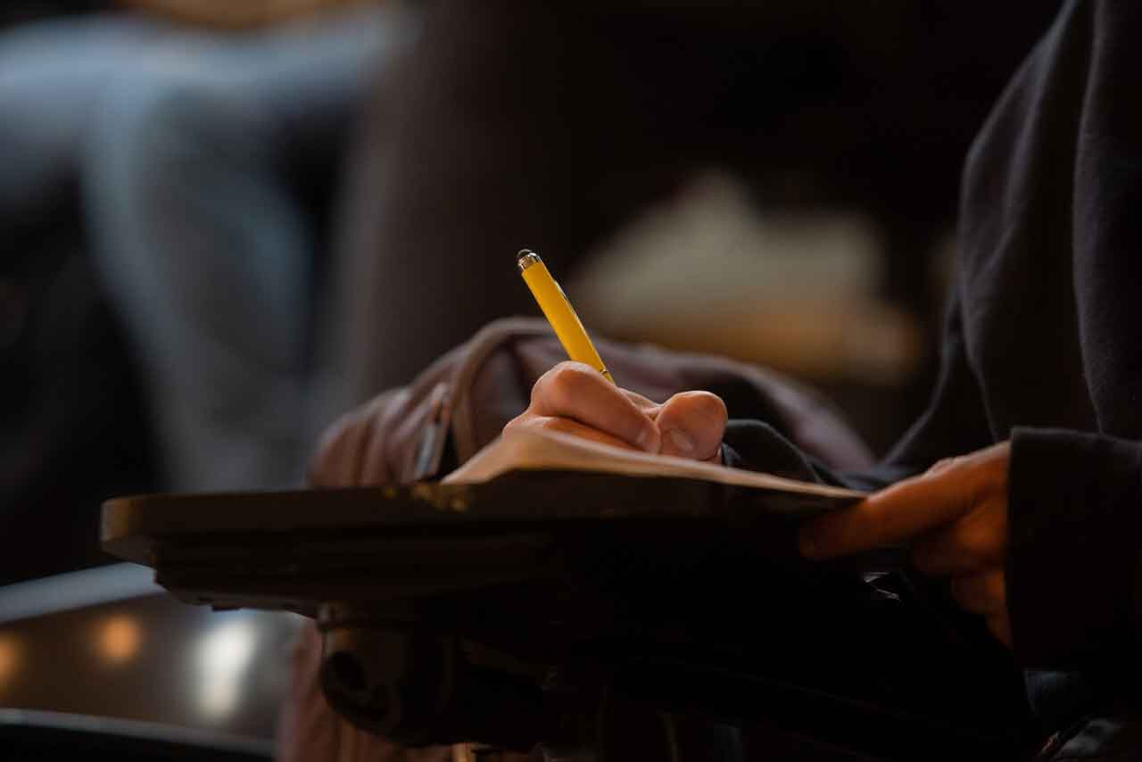 El miedo a la juventud: factores causales y efectos sociales
