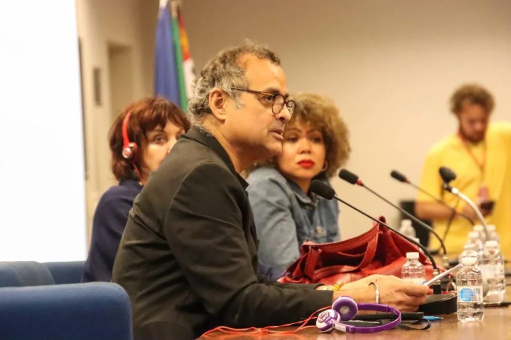 El pensador Vijay Prashad llega a UAcademia para analizar las luchas anticoloniales y los futuros alternativos