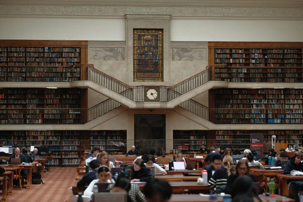 Vicerrectoría de Investigación y Postgrado amplía el plazo: incentivos a la investigación para académicos/as y estudiantes de doctorado