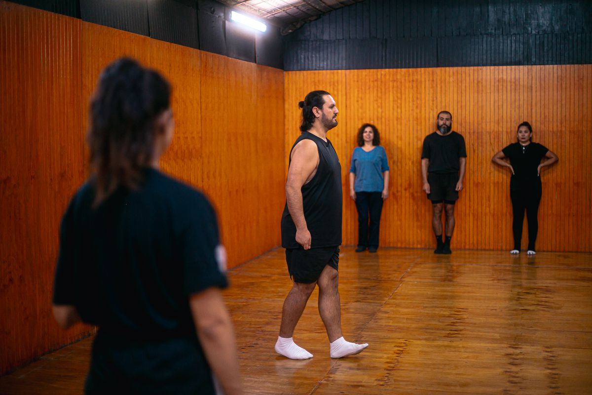 Teatro a Mil llega a UAcademia con taller gratuito del LAB Escénico sobre el Método Suzuki