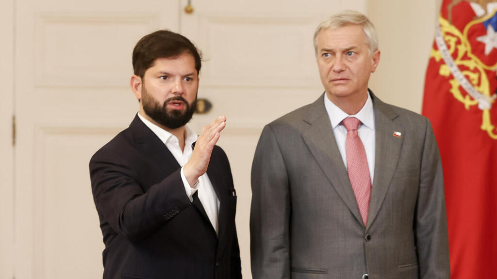 La vulgarización del poder y la política como espectáculo