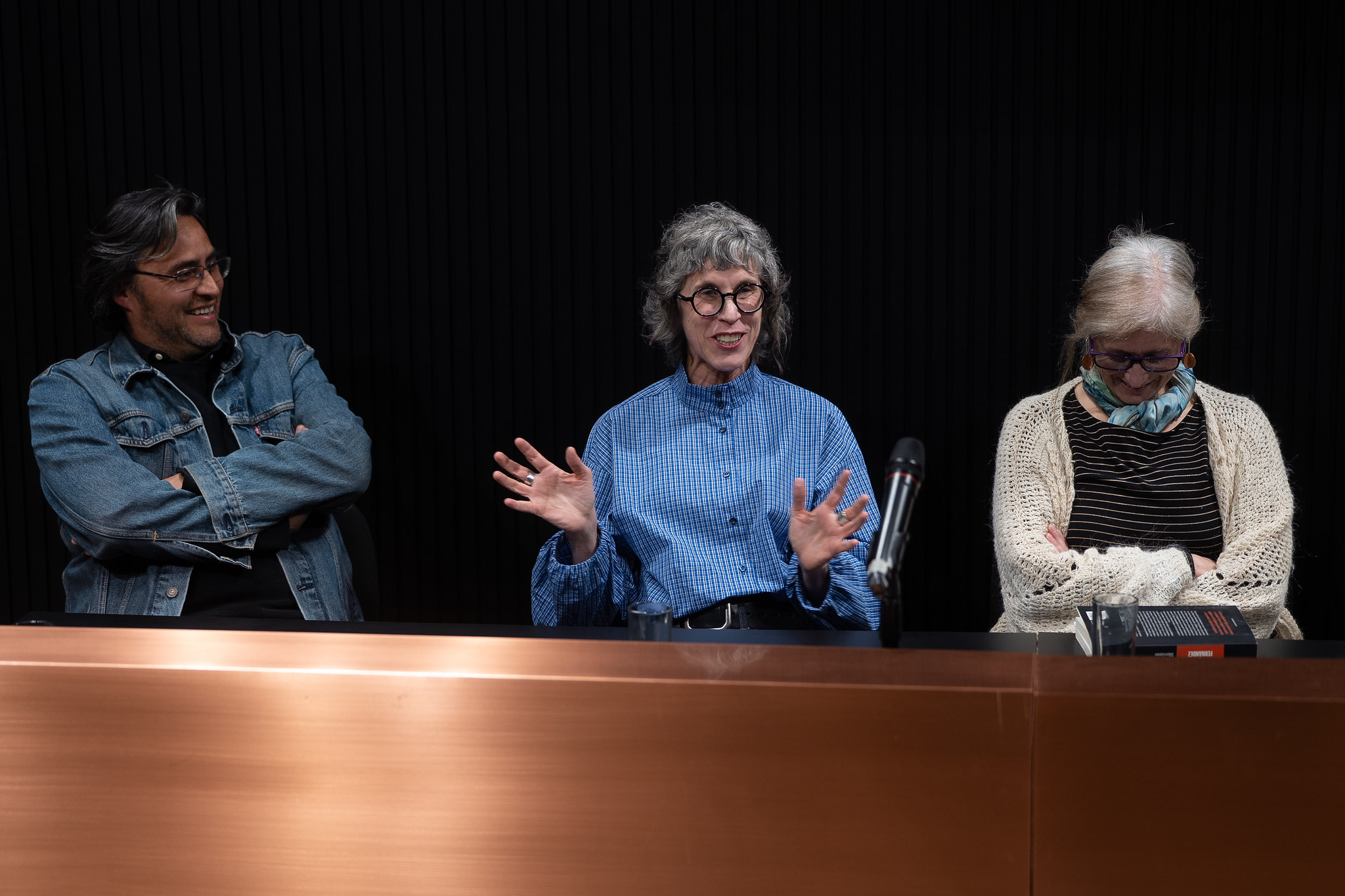 Nona Fernández presenta “Marciano” en foro que intersecta la literatura y la antropología