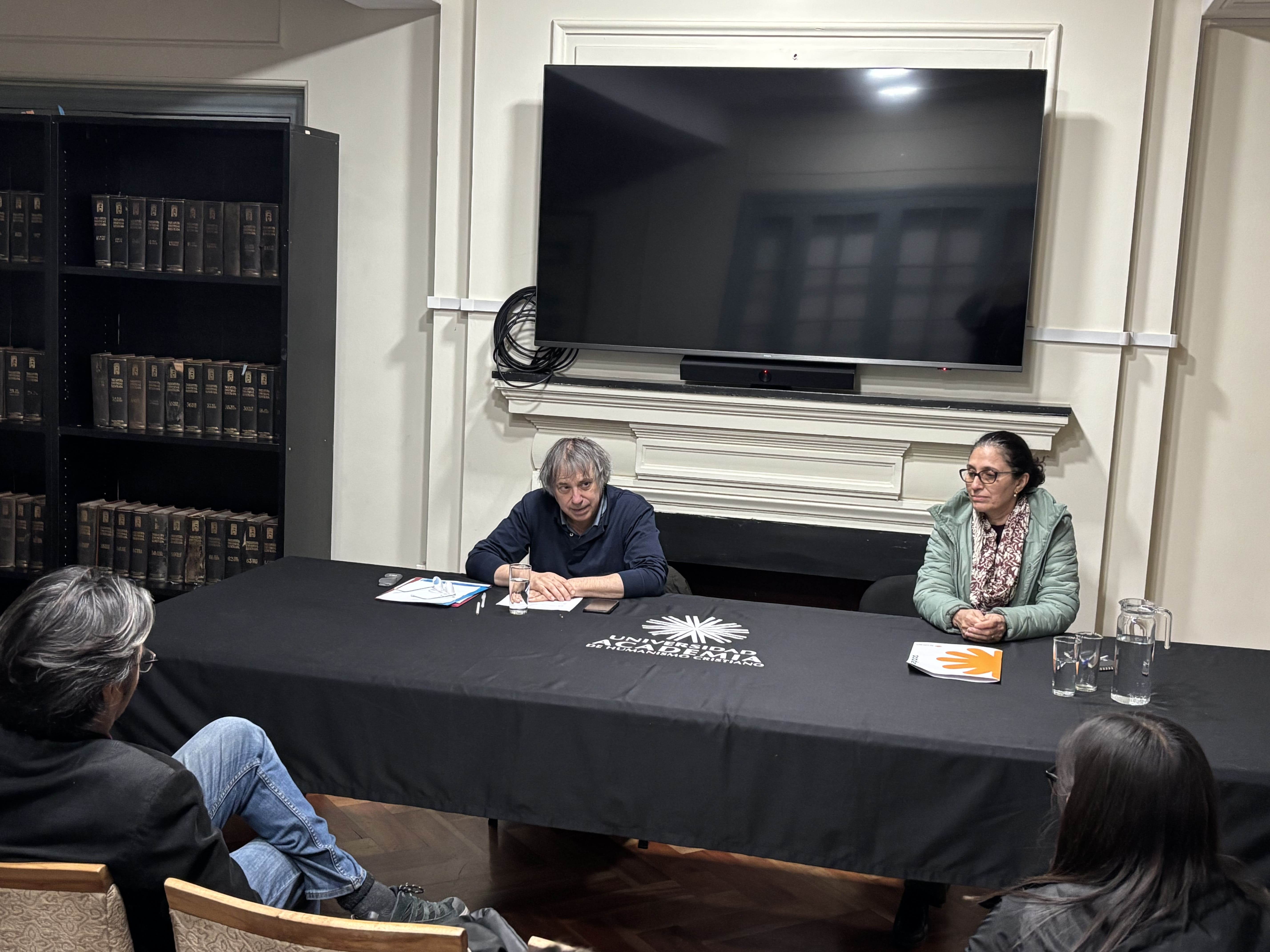 Danilo Martuccelli realiza conferencia sobre los procesos de Individuación en América Latina en la UAcademia