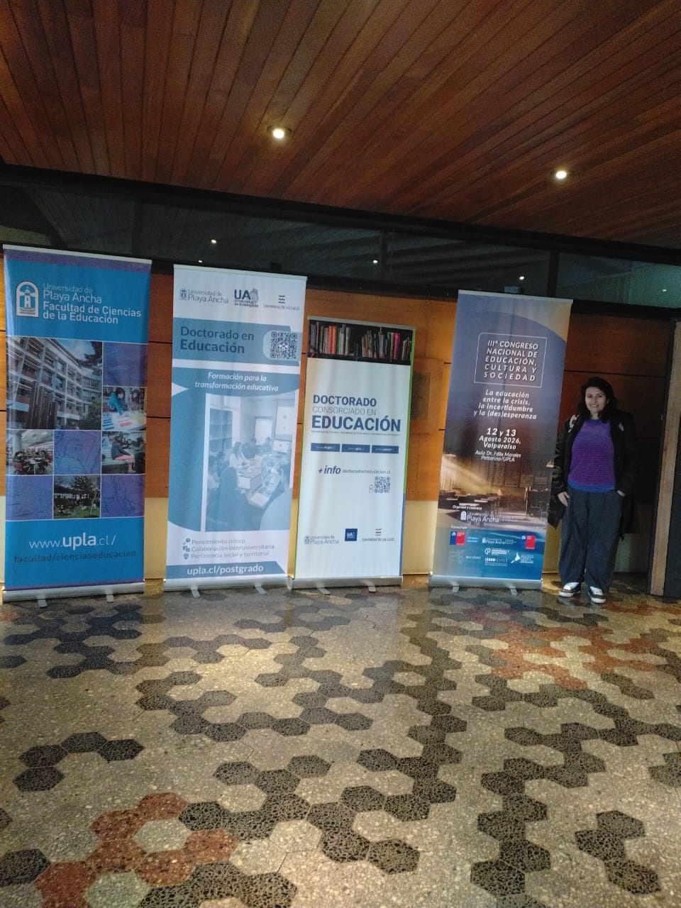 Docente de la Escuela de Trabajo Social participa en el 3° Congreso Nacional de Educación, Cultura y Sociedad en la UPLA