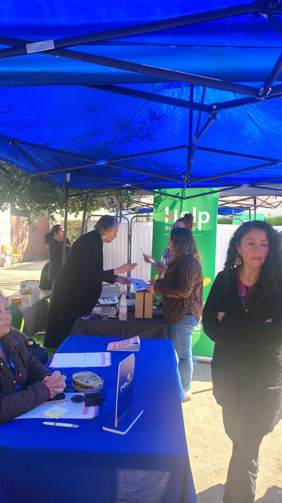 Feria de Beneficios reunió a la comunidad UAcademia en sede José Bengoa